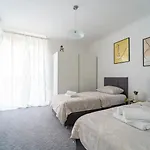 Sea View Apart 75M2, Free Parking, Close To Center Split