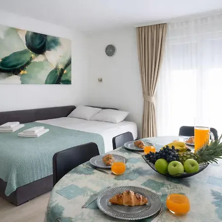 Apartment Sea View Apart, Free Parking, 10 Min To Center, 2 Bedroom