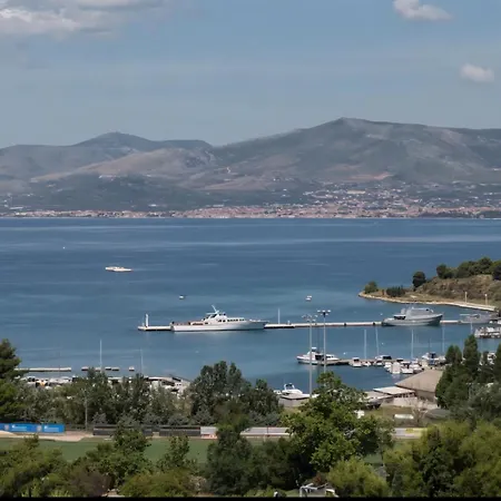 Sea View Apart, Free Parking, 10 Min To Center, 2 Bedroom Apartment Split